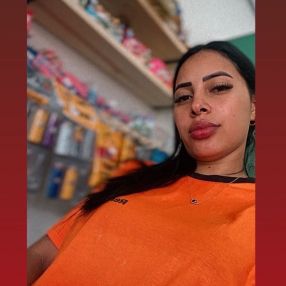 Nayla, Babá em Vila Velha