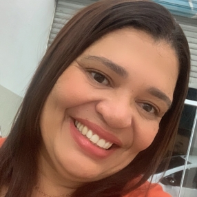 Maria, Babá em Caruaru
