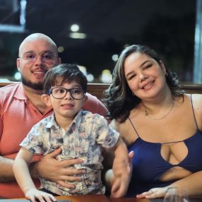Alcione, Família em Betim