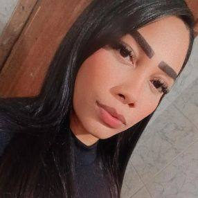 Yara oliveira, Babysitter in Belo Horizonte