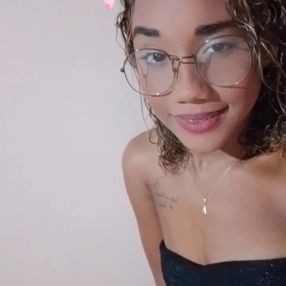 Thaynna, Babysitter in Tucuruí