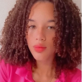 Eduarda, Babá em Lauro de Freitas