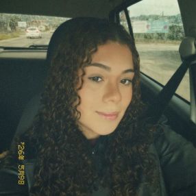 Lauren, Babá em Braço do Norte
