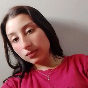 Iris, Babá em Santiago