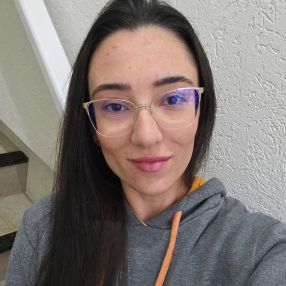 Ana carolina, Babá em Biguaçu