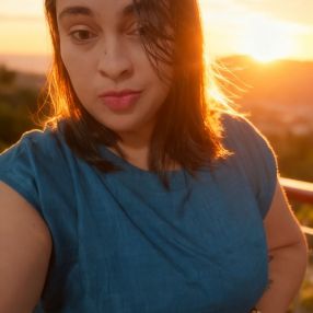 Gabriela, Babá em Presidente Bernardes