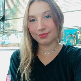 Luana, Babá em Ourinhos