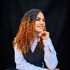 Renata, Babá em Bragança