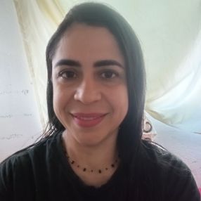 Ewilly Kamila, Babysitter in Recife