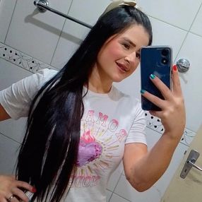 Janinhaverdum, Babá em Estrêla