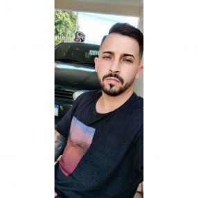 Douglas, Família em Sarandi