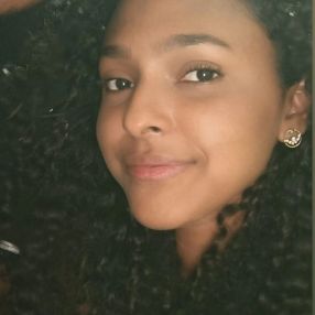 Evellyn, Babá em Barcarena