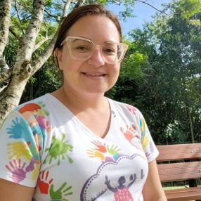 Josiane, Babá em Gravataí
