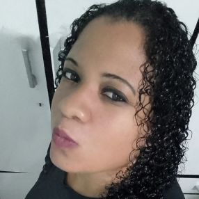 Michele, Babá em Recife