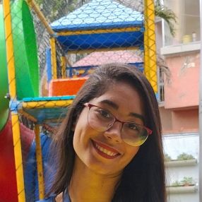 Amanda, Babá em Santos