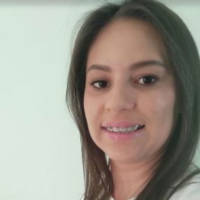 Queila, Babá em Brusque
