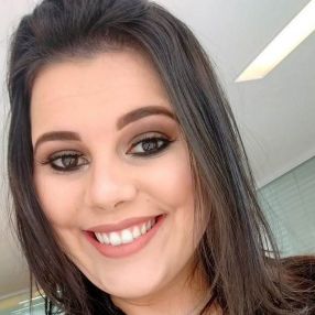 Isla, Família em Colombo