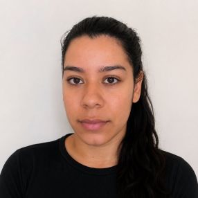 Neuzangela, Babysitter in São Cristóvão