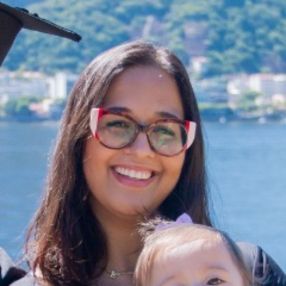 Mariana, Babá em Nilópolis