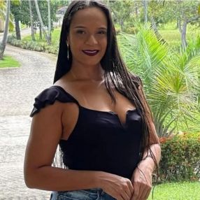 Ana, Babá em Itapema
