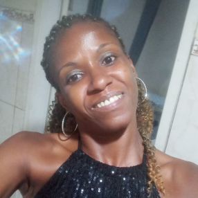 ANDRIENE, Babá em Cantagalo