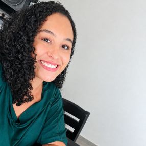Camila, Babá em Cabreúva