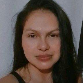Jacqueline, Babá em Ananindeua