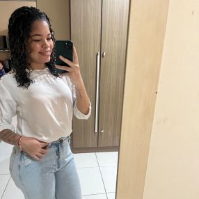 Sthefany sousa, Babá em Altos
