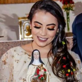 Ariane, Babá em Ribeirão Preto