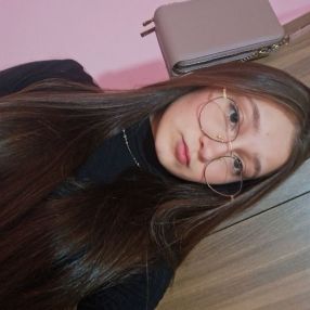 Estelainy, Babá em Colina