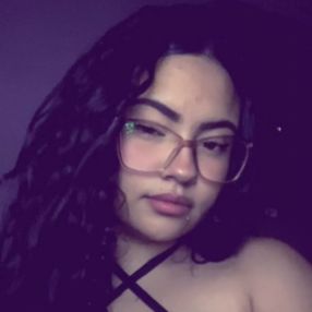Yasmim, Babá em Sarzedo