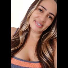 Tania, Babá em Várzea Grande