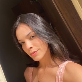 Nubia, Babá em Pedreira