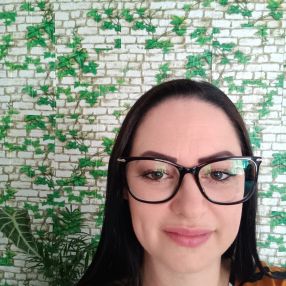 Leticia, Babá em Passo Fundo