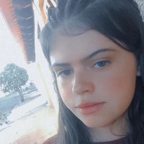 Isadora, Babá em Araguari