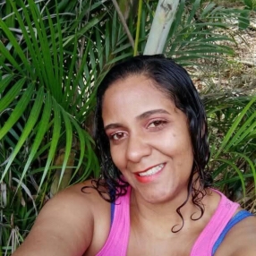 Dayana, Babá em Japeri