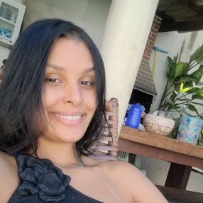 Adriele, Babá em Uberlândia