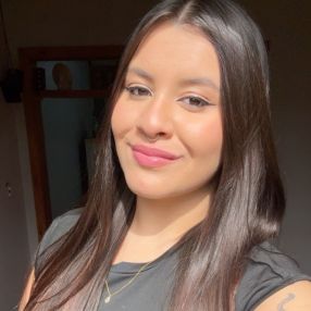Júlia, Babá em Três Coroas
