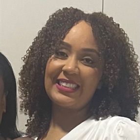 Denise m, Babá em Adamantina