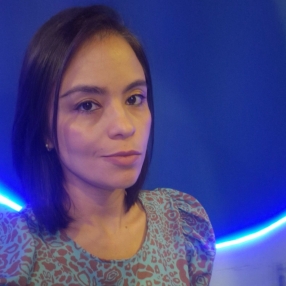 CLAUDIA, Babá em Curitiba