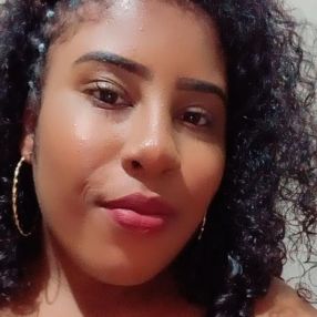 Emili, Babá em Paracatu