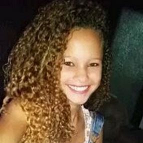 Alecsandra, Babysitter in Belford Roxo
