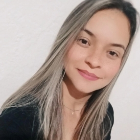 Mirella, Babá em São Paulo