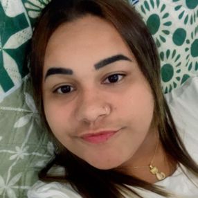 Laura, Babá em São Vicente