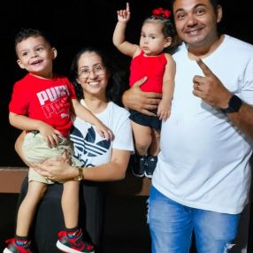 Ravi, Família em Brusque