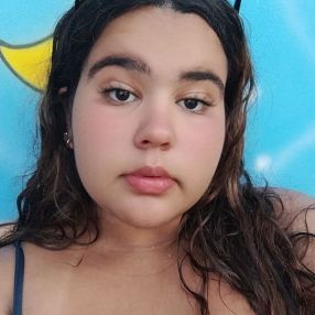 Julia, Babá em Guaratuba