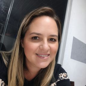 Silvia, Babá em Cambé
