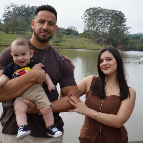 Ana Caroline, Família em Itaquaquecetuba
