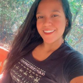 Layane, Babá em Montes Claros