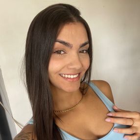 Luiza, Babá em Esmeraldas